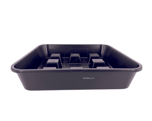 Plato cuadrado elevado 20/22 (50 uds)
